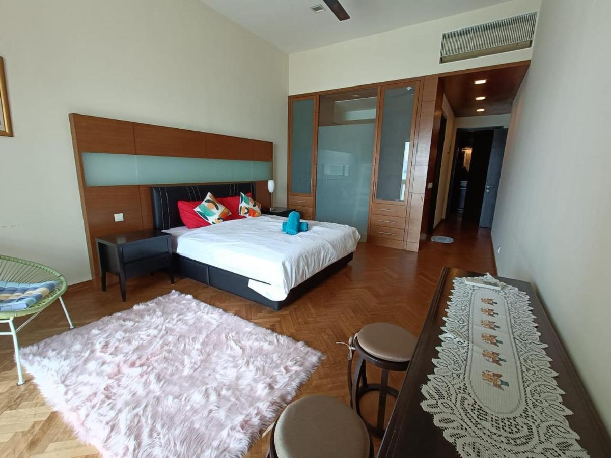 Straits Quay Marina Suites Penang By Aurorahomes Bagan Jermal Esterno foto