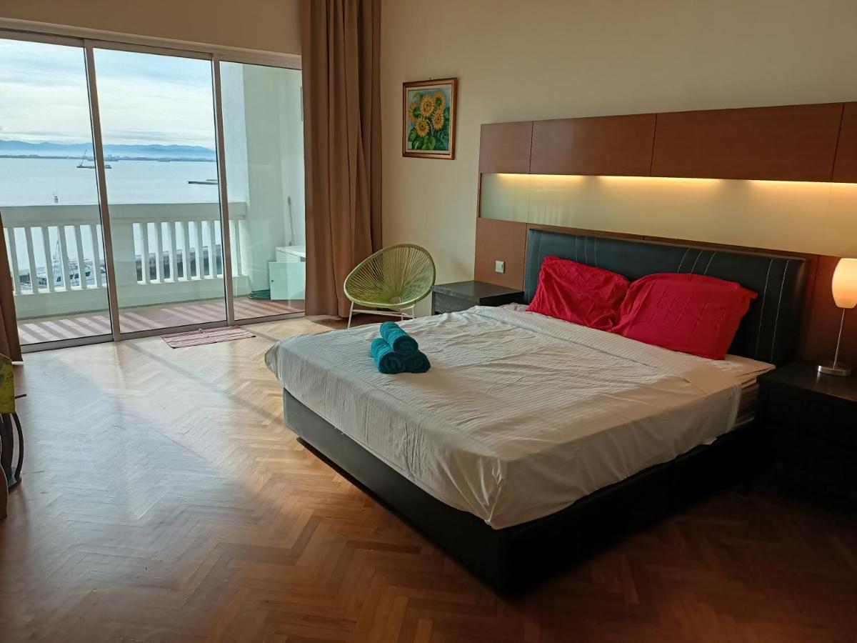 Straits Quay Marina Suites Penang By Aurorahomes Bagan Jermal Esterno foto