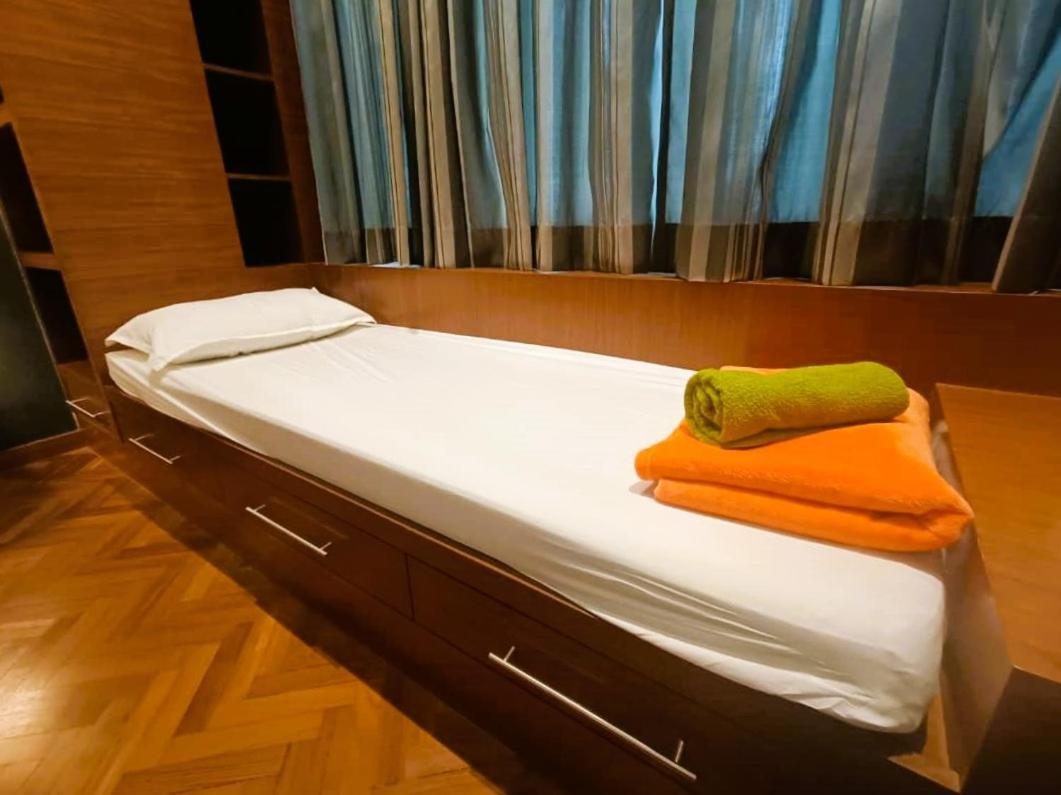 Straits Quay Marina Suites Penang By Aurorahomes Bagan Jermal Esterno foto