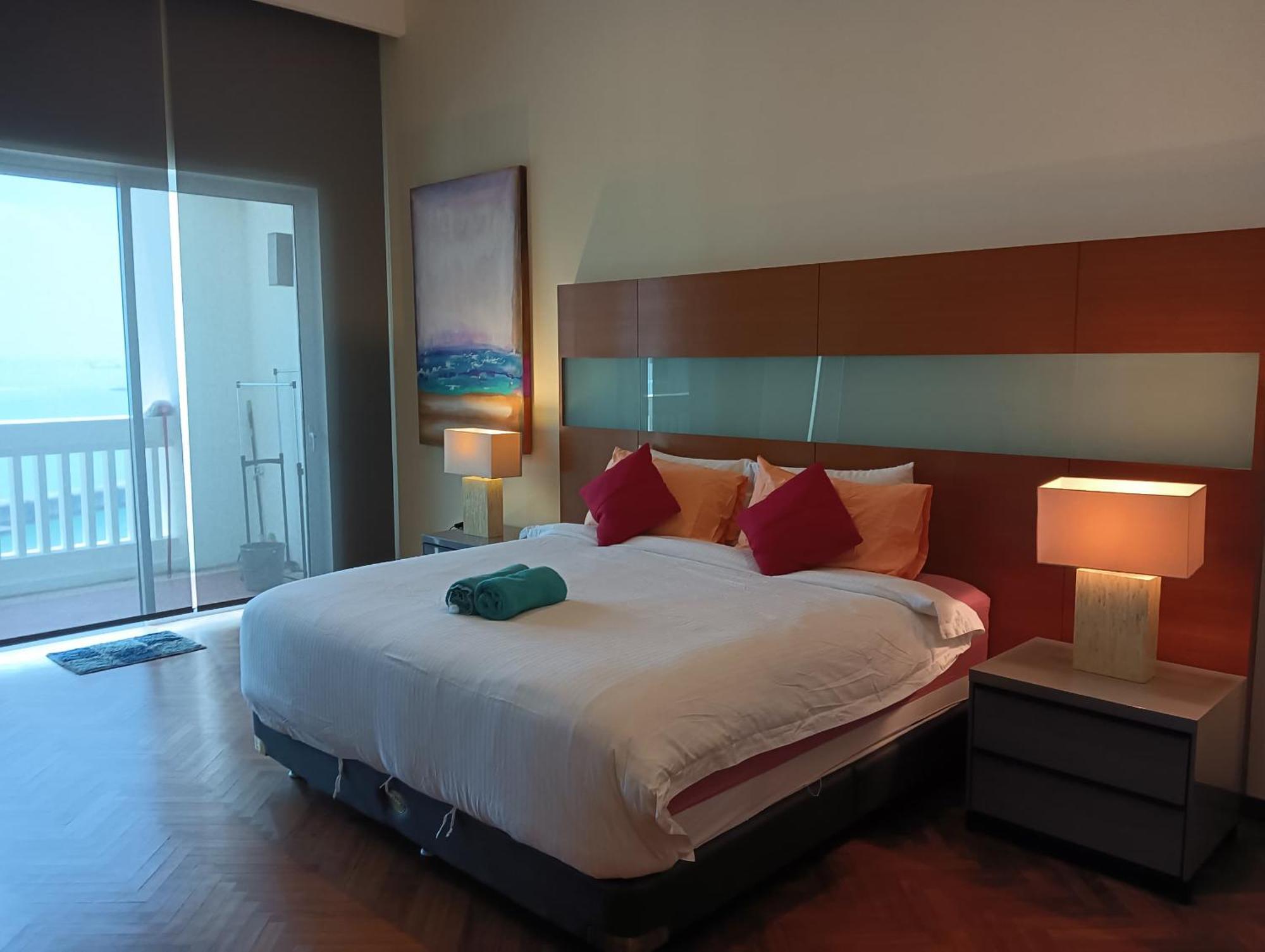 Straits Quay Marina Suites Penang By Aurorahomes Bagan Jermal Esterno foto