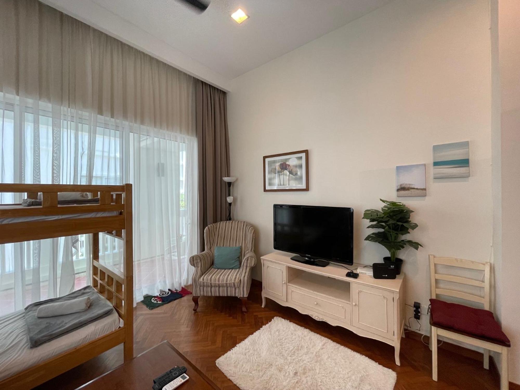 Straits Quay Marina Suites Penang By Aurorahomes Bagan Jermal Esterno foto
